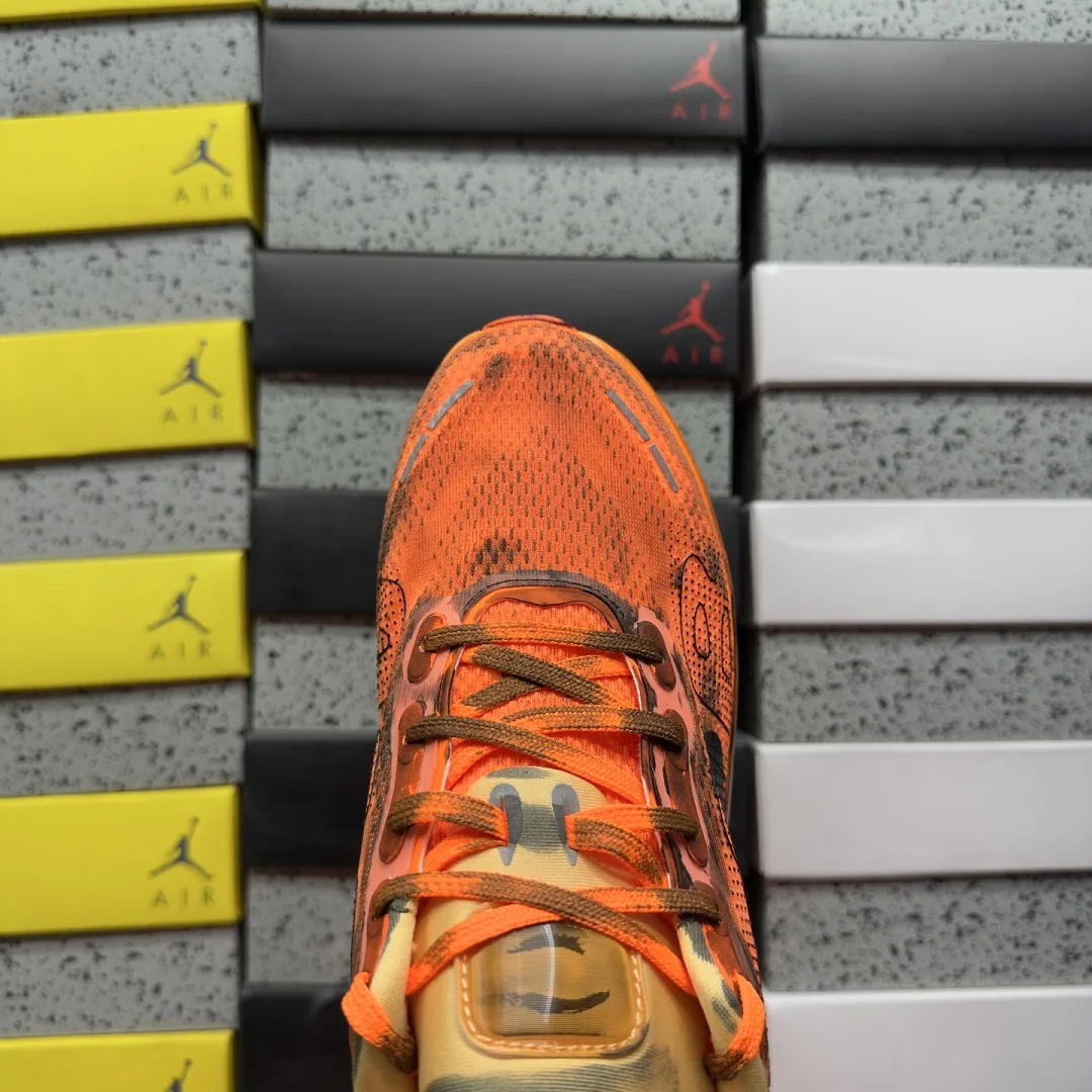 나이키 [M] 보메로 프리미엄 IQ7166-800 201746 Nike Vomero Premium Melitta Baumeister 상세 이미지 6
