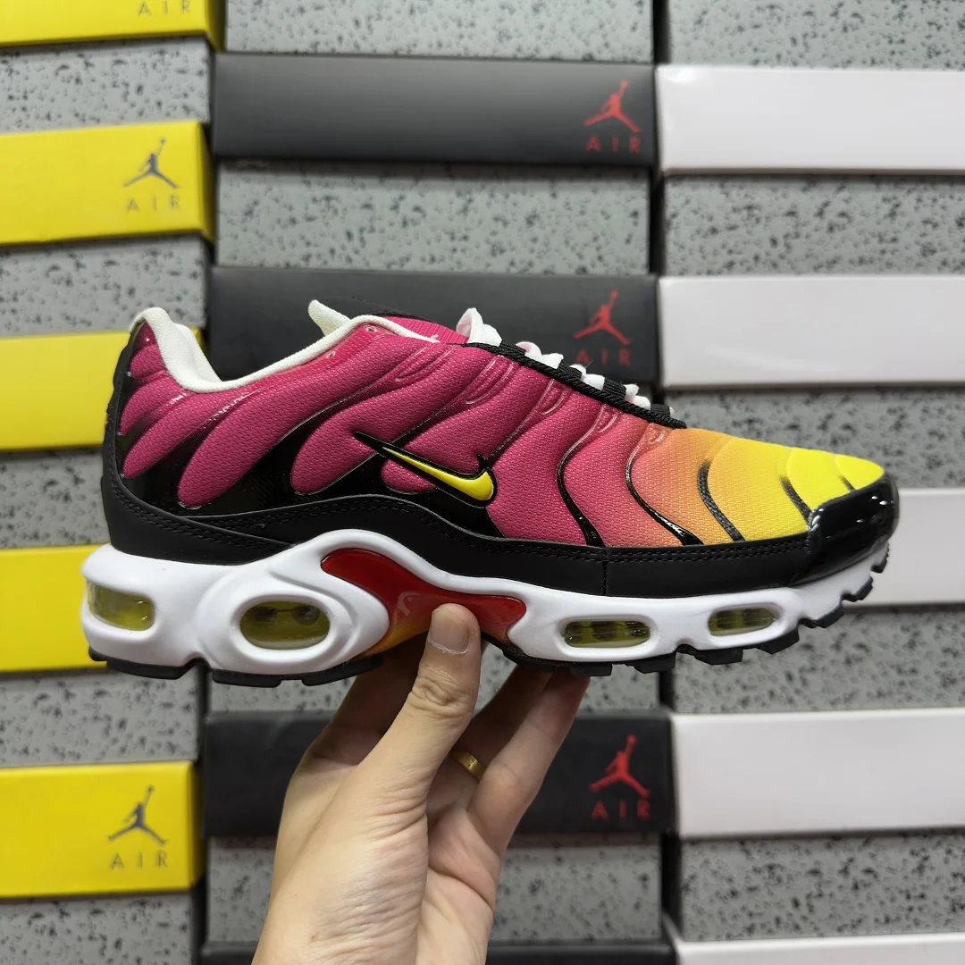 나이키 [BD] 에어 맥스 플러스 DZ3670-116 201851 Nike Air Max Plus 상세 이미지 9