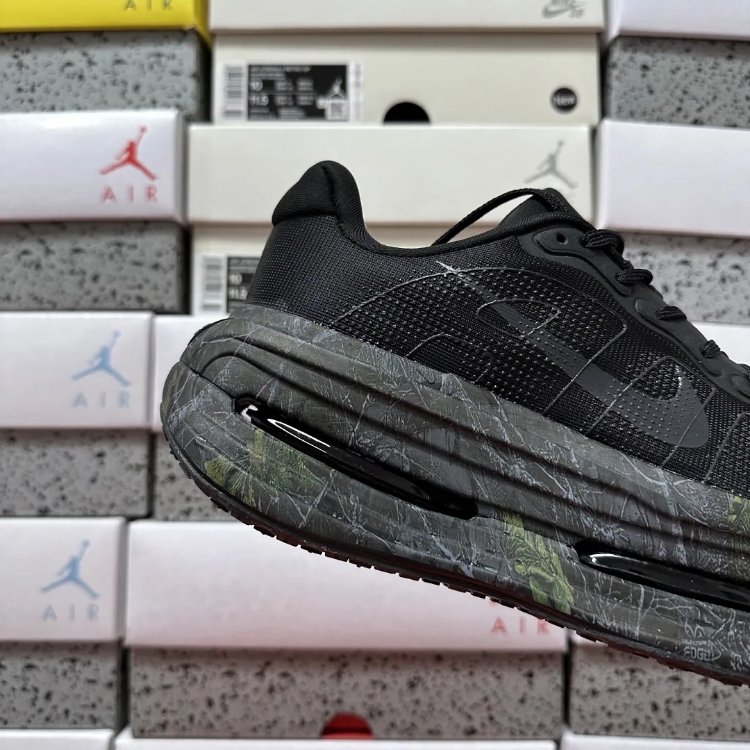 나이키 [5A] 보메로 프리미엄 IQ7325-001 201612 Nike Vomero Premium Realtree Camo Black 상세 이미지 6