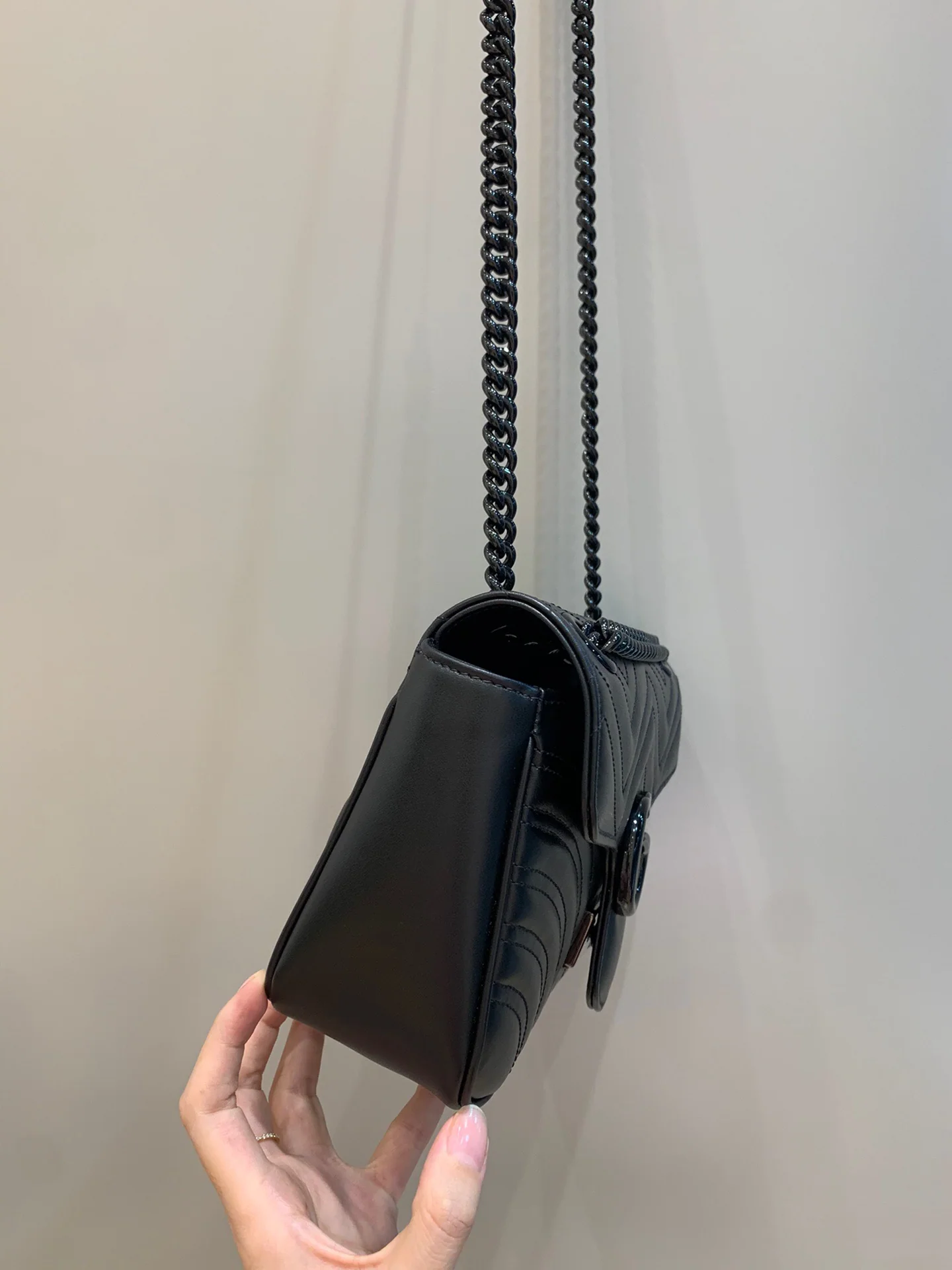구찌 마카롱 블랙 가죽 숄더백 26CM443497 상세 이미지 6