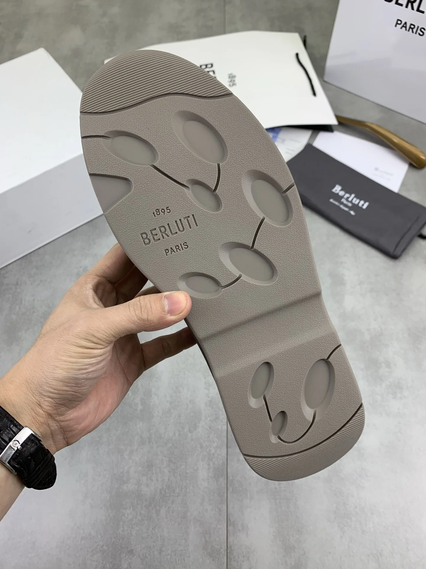 벨루티 하이탑 애슬레틱 남성 신발 상세 이미지 8