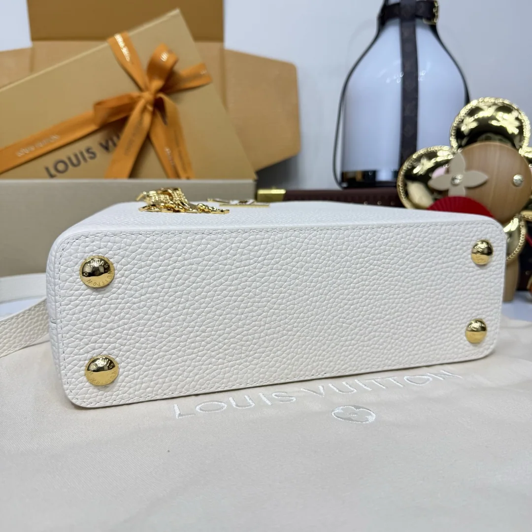 루이비통 캡시뉴 BB 핸드백 M26531 상세 이미지 4