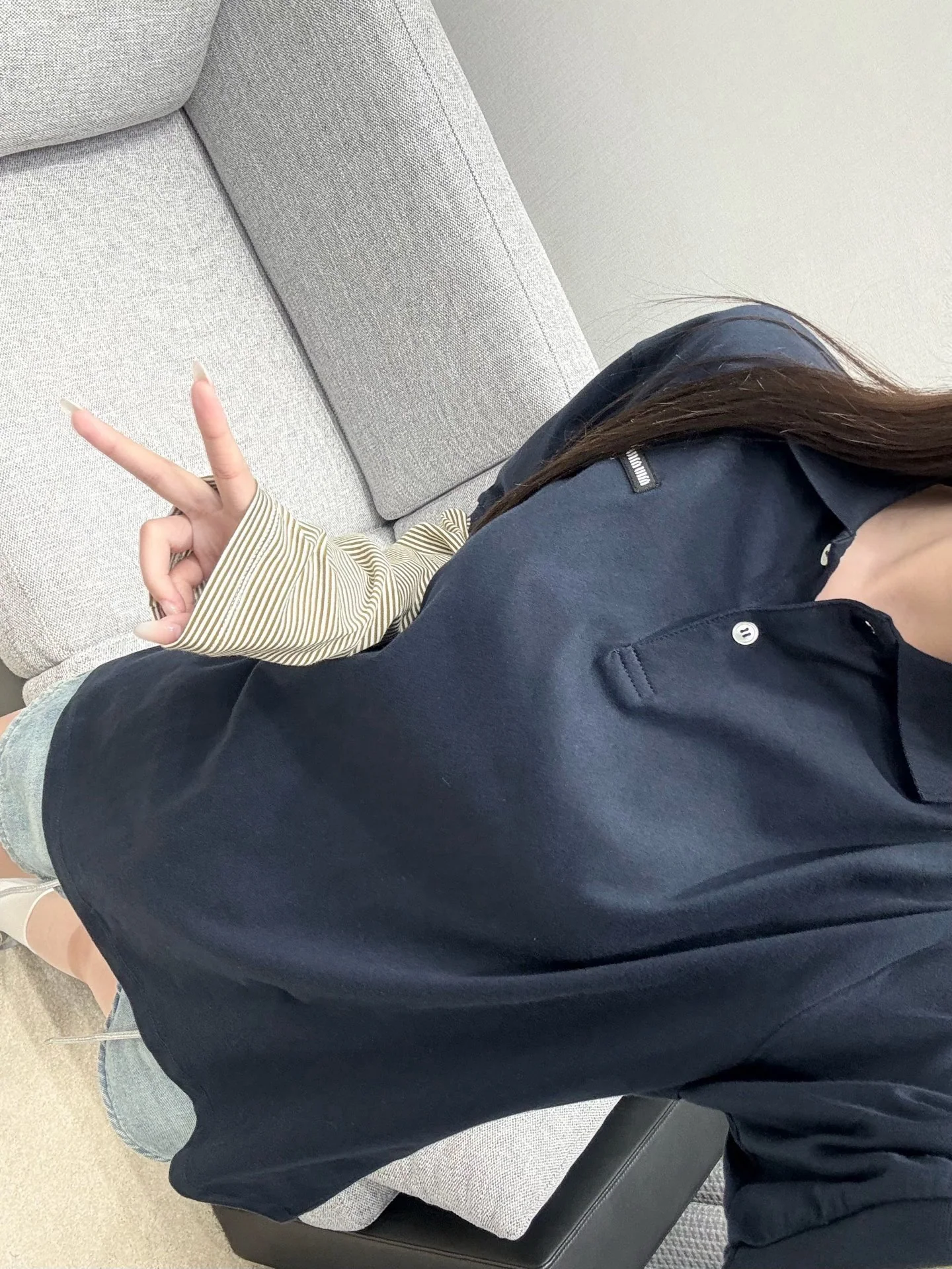 미우미우 네이비 블루 긴팔 투피스 티셔츠 상세 이미지 5