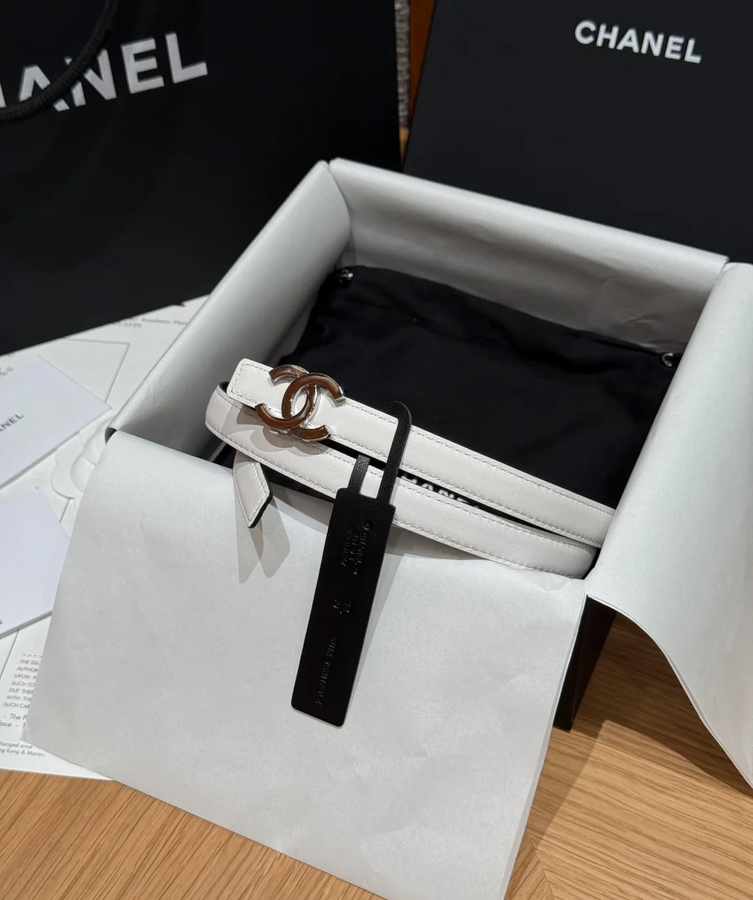 샤넬 더블 C 버클 가죽 벨트 177362