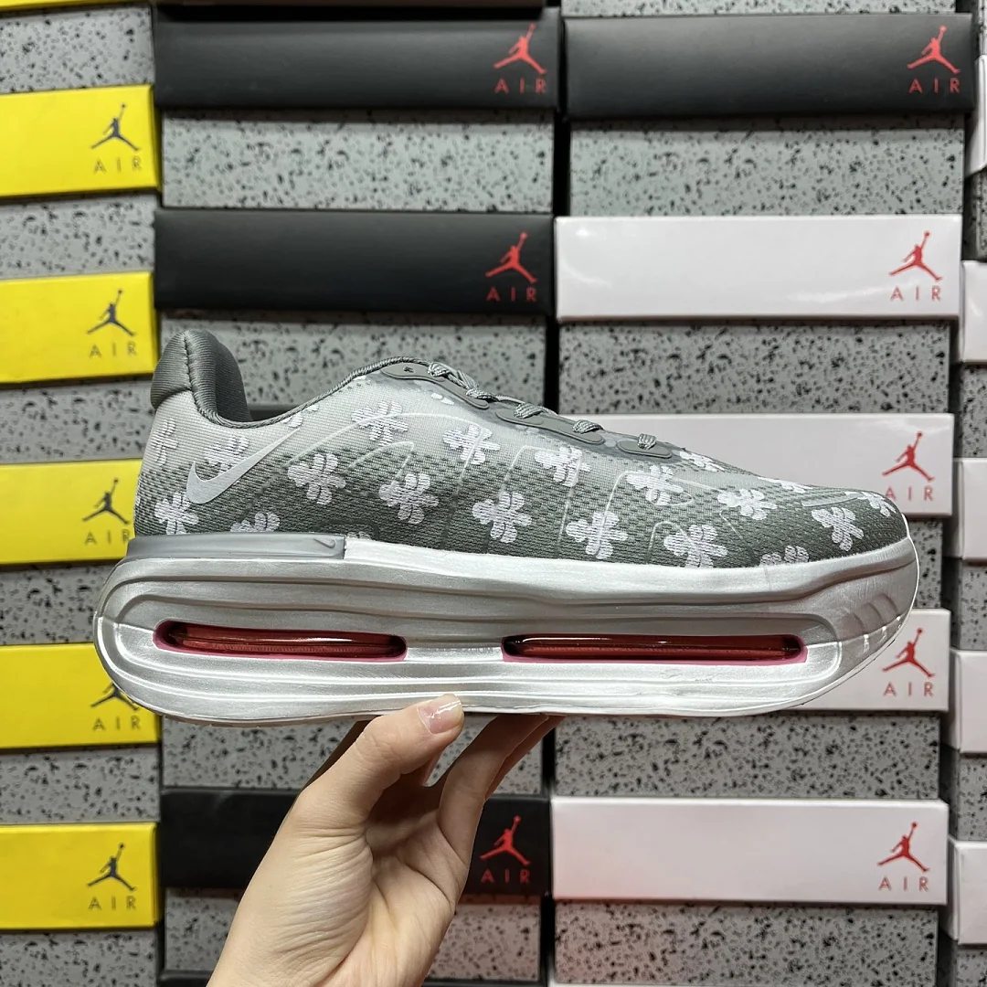 나이키 [CG] 보메로 프리미엄 IO0028-001 201997 Nike Vomero Premium 상세 이미지 2