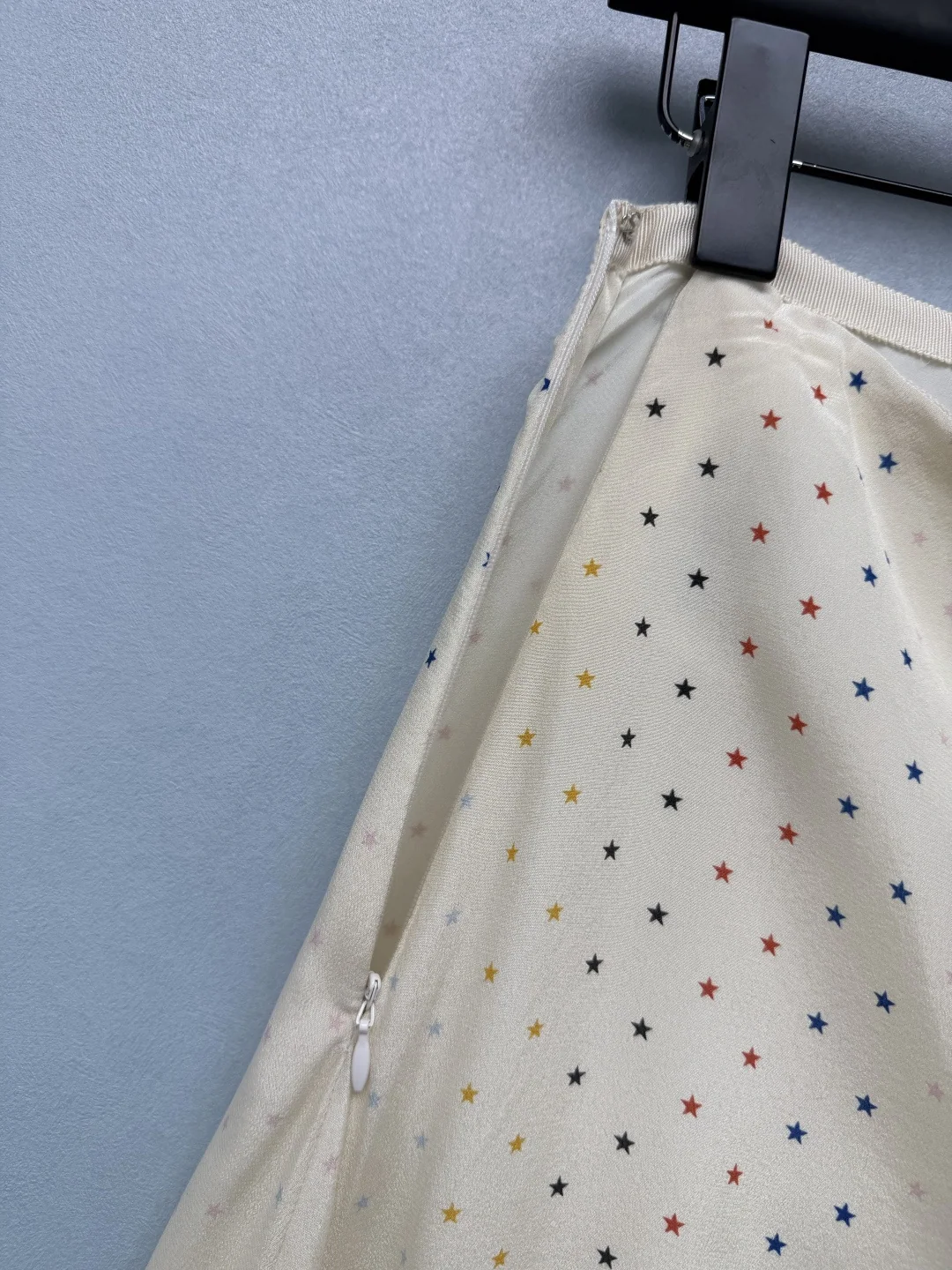 발렌티노 컬러풀 스타 새틴 미디 스커트 상세 이미지 7