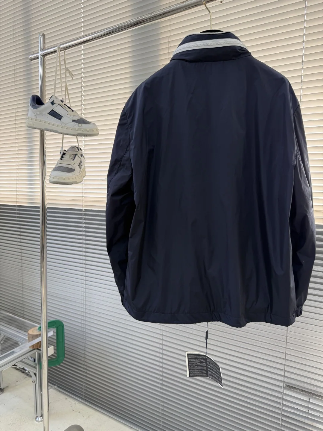 프라다 카라 자켓 남성용 2025 FW 상세 이미지 8