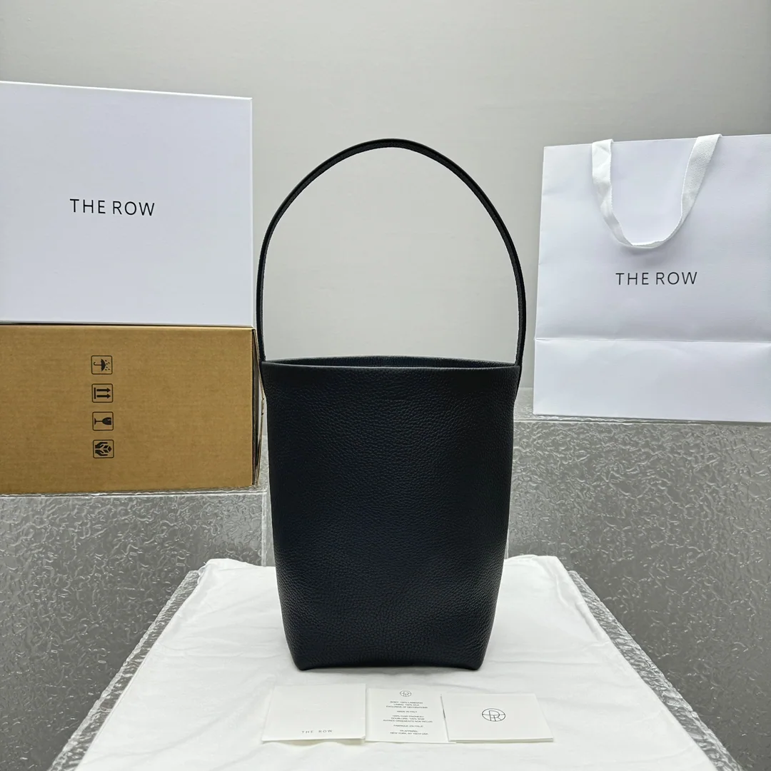더로우 블랙 버킷백