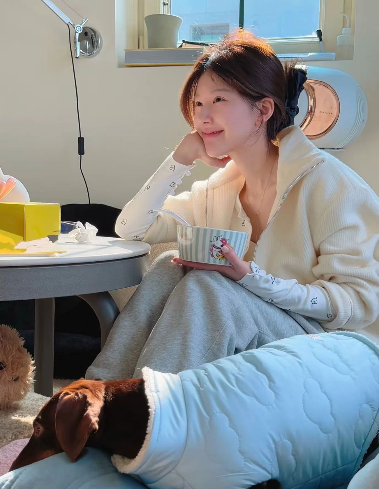 샤넬 더블 C 로고 사틴 리본 헤어클립 상세 이미지 9
