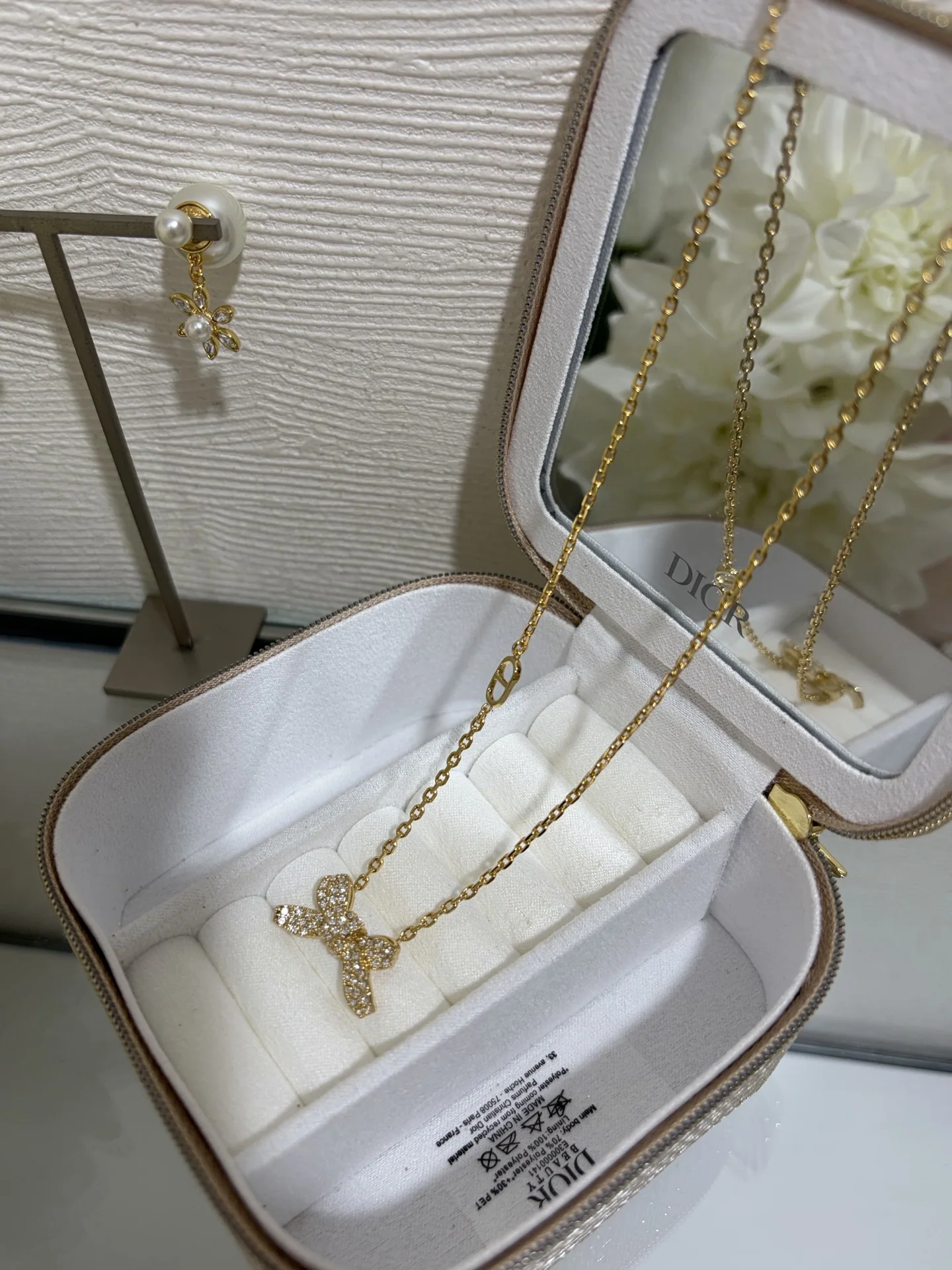 디올 다이아몬드 리본 목걸이 상세 이미지 7