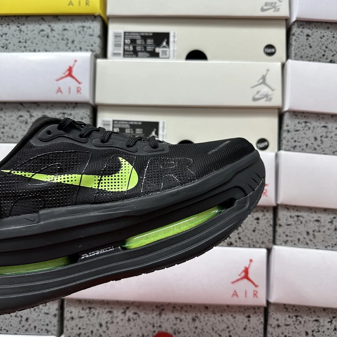 나이키 [5A] 보메로 프리미엄 블랙 옐로우 HQ2050-212 201615 Nike Vomero Premium 상세 이미지 6