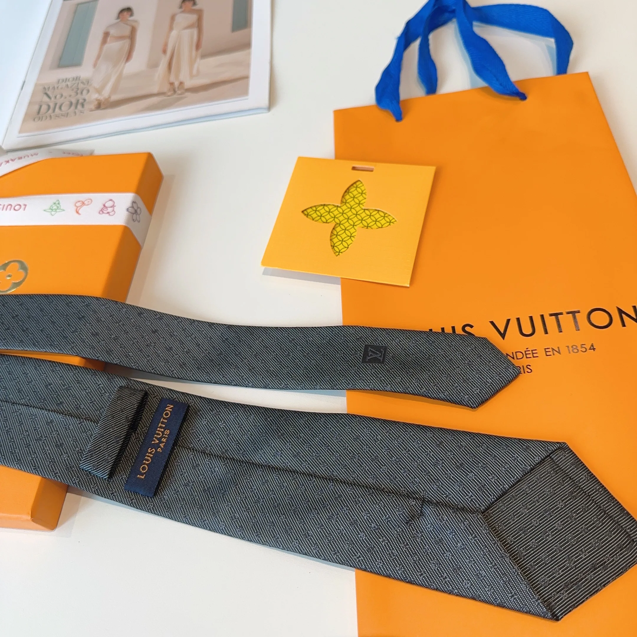 루이비통 넥타이 90000 Louis Vuitton Accessories 상세 이미지 15
