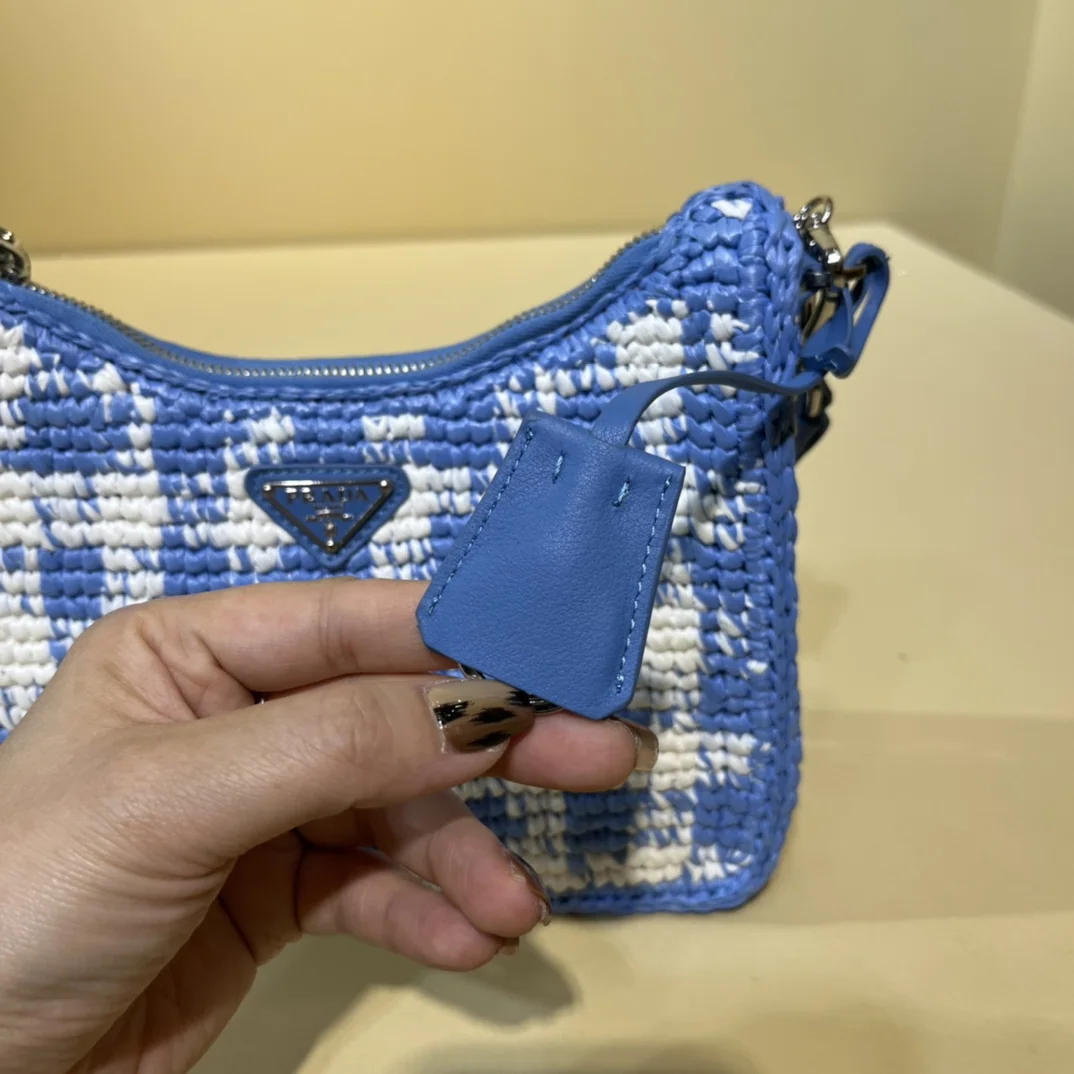 프라다 나일론 체인 호보백 1BC204 상세 이미지 6