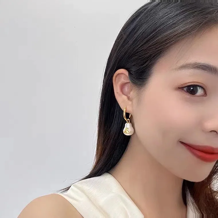 비비안웨스트우드 새턴 귀걸이 상세 이미지 2