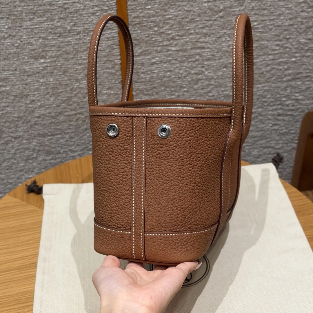 에르메스 가든파티 23 cm 네고다 가죽 지갑 상세 이미지 2