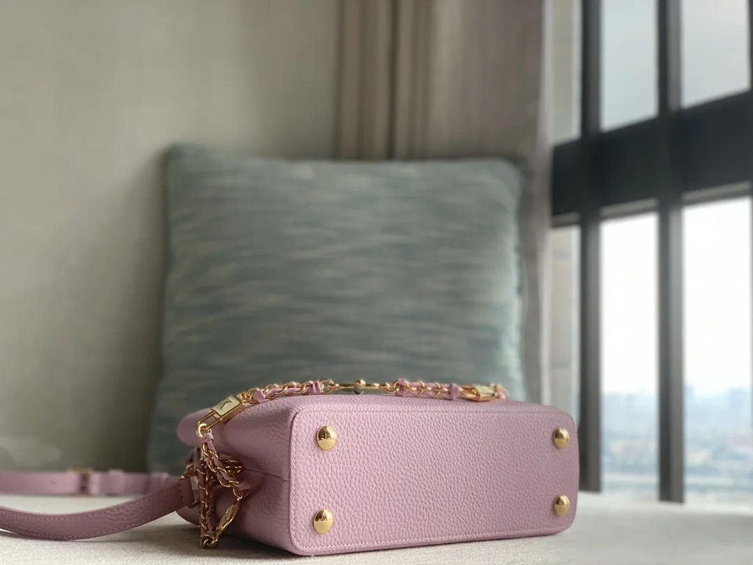 루이비통 카프시뉴 BB 핸드백 M23950 상세 이미지 4