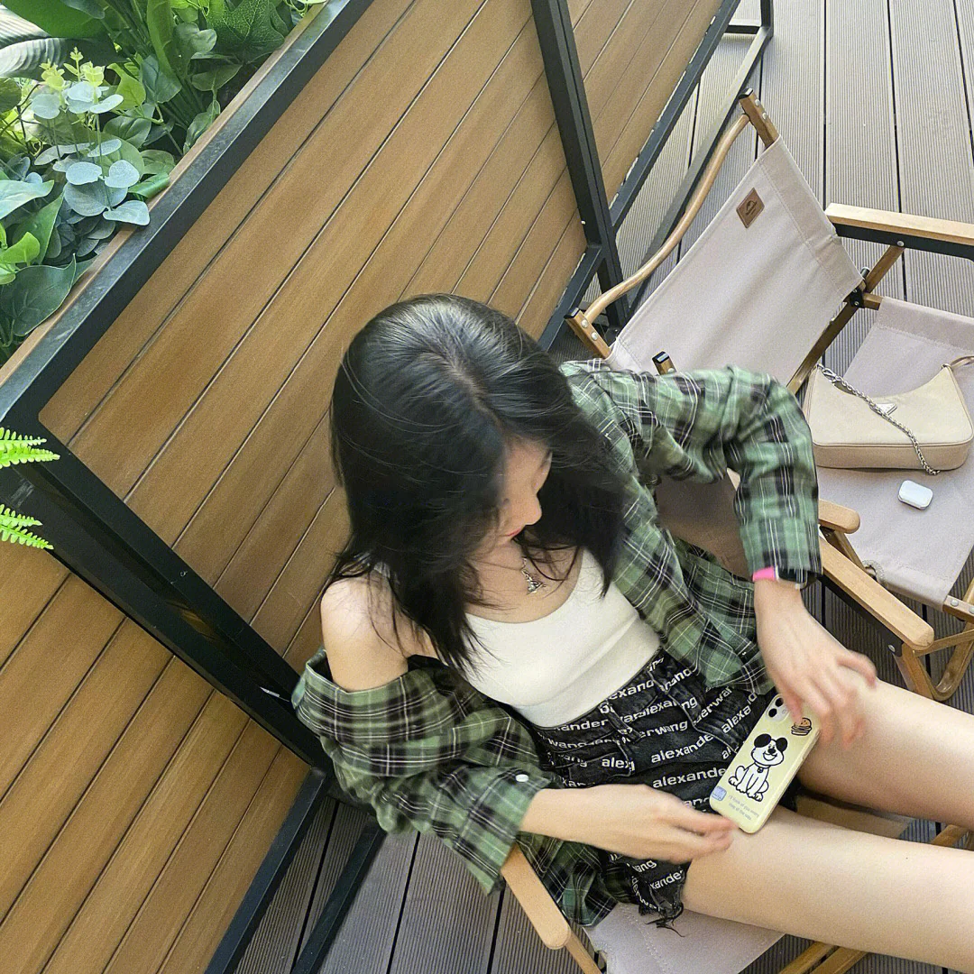 비비안웨스트우드 에나멜 진주 자석식 잠금 목걸이 상세 이미지 8