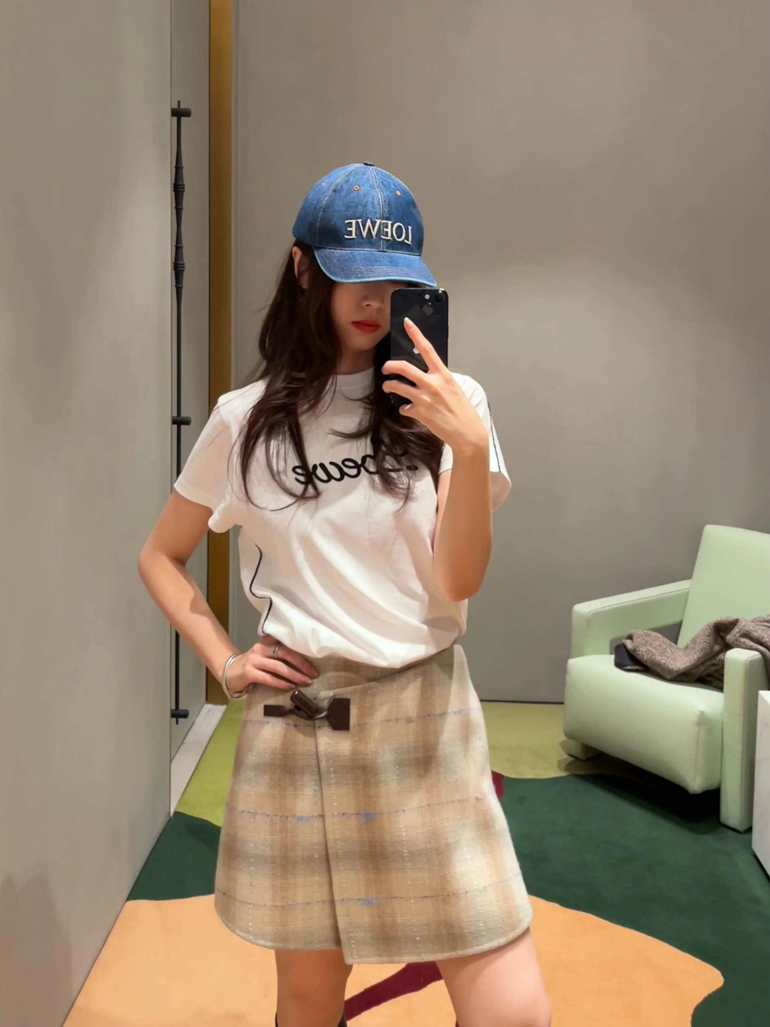 로에베 레터 로고 입체감 반팔 티셔츠 26 SS 상세 이미지 7