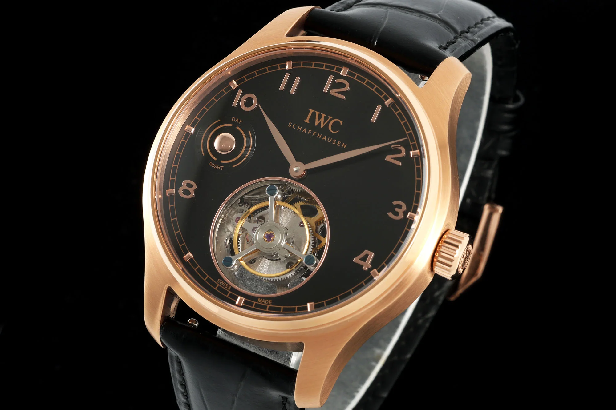 IWC 포르투기저 투르비용 시계 상세 이미지 3