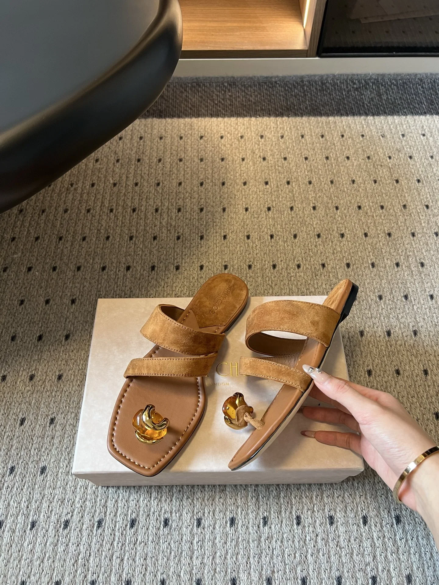 지미추 신발 147996 Jimmy Choo Sandals 상세 이미지 4