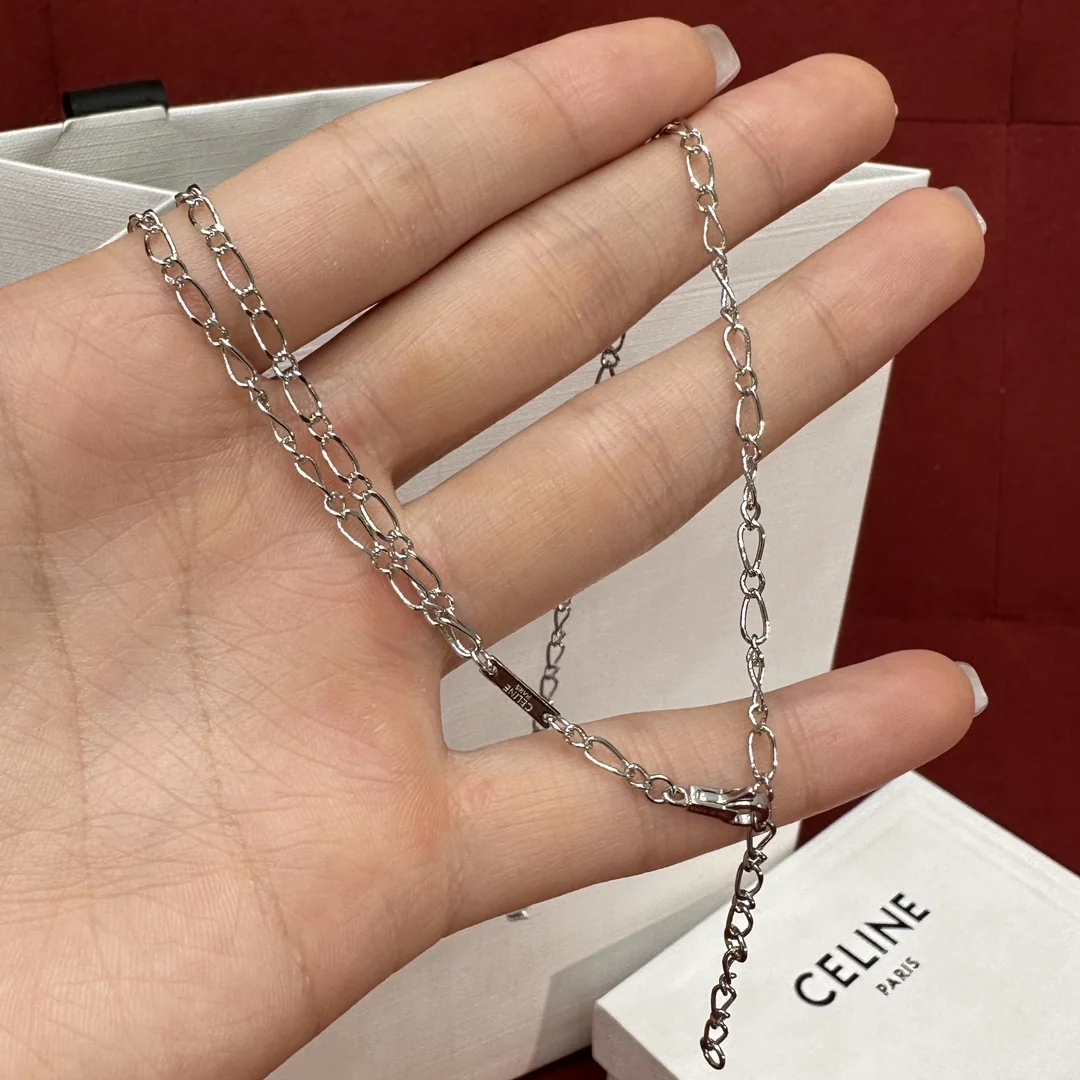 셀린느 락 트리옴프 중공 잠금 목걸이 상세 이미지 3
