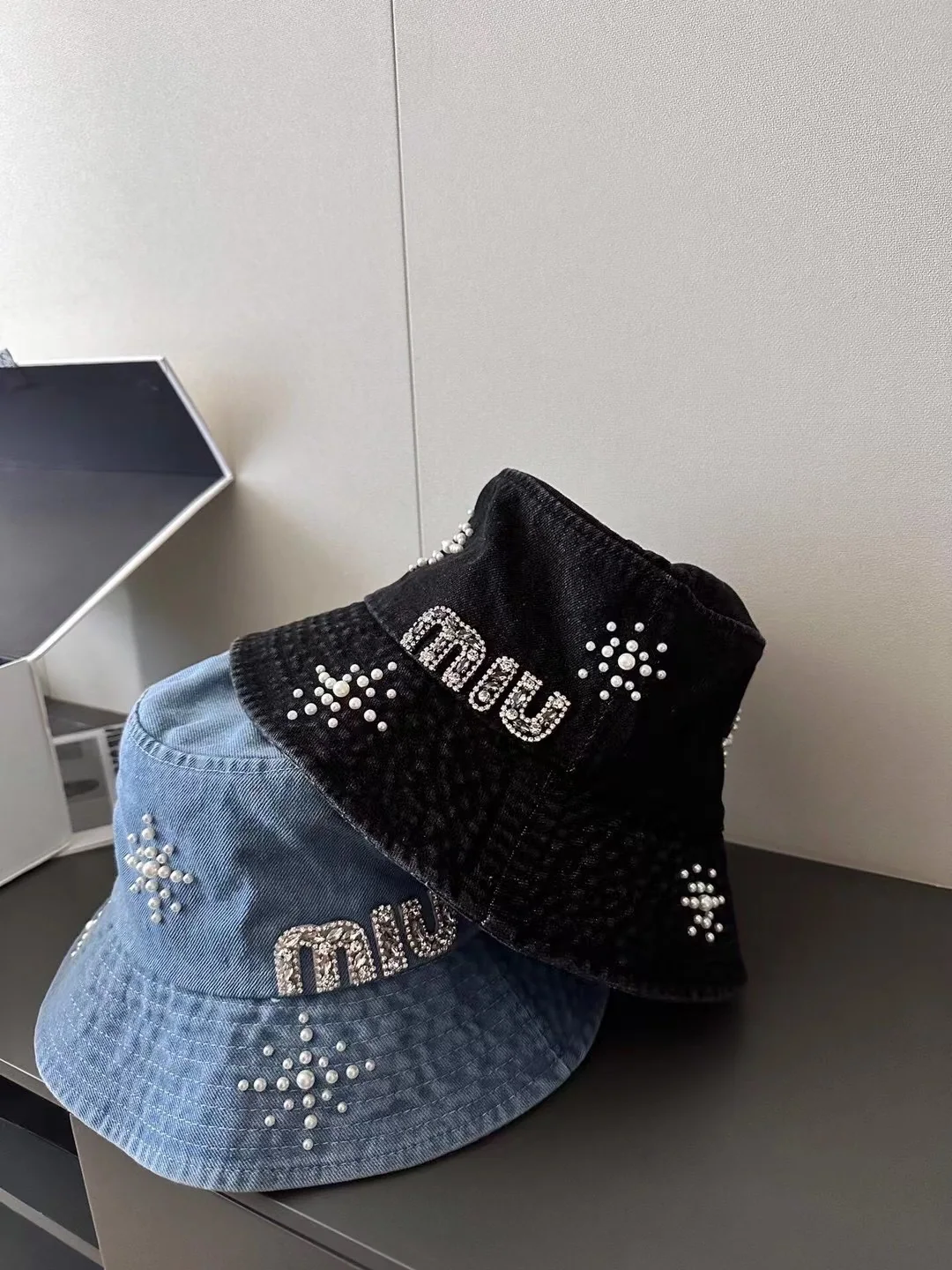 미우미우 모자 81097 Miu Miu Cap 상세 이미지 9