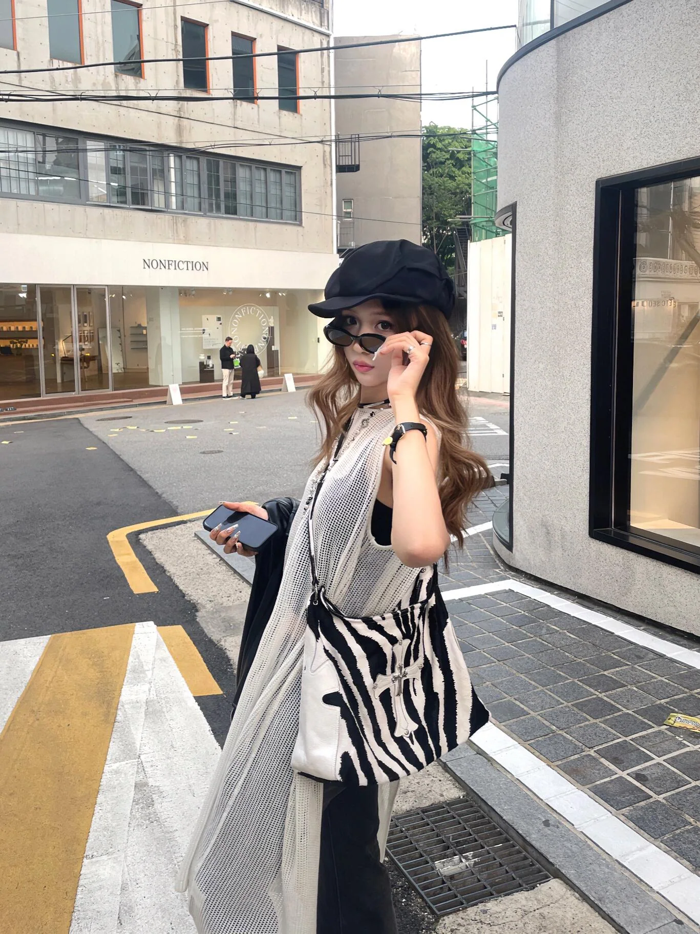 크롬하츠 빅크로스 블랙 화이트 포니헤어 크로스바디백 상세 이미지 20