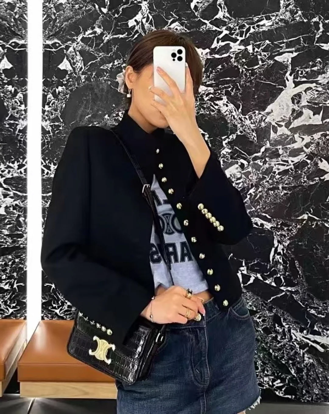 셀린느 C 마카롱 컬러 스퀘어 귀걸이 상세 이미지 2