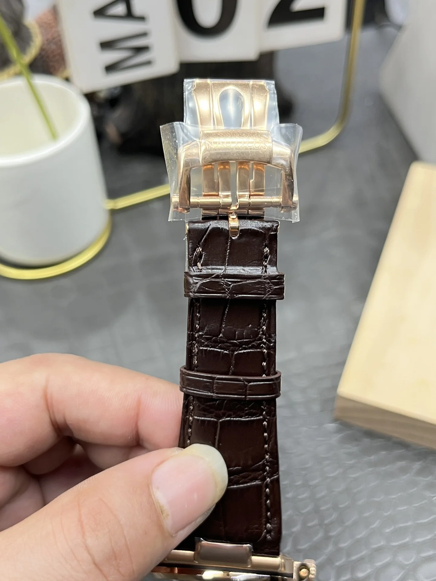 파텍필립 노틸러스 5711 자동 레더스트랩 그레이 다이얼 로즈골드 3 K 공장 레플리카 43986 Patek Philippe 상세 이미지 8