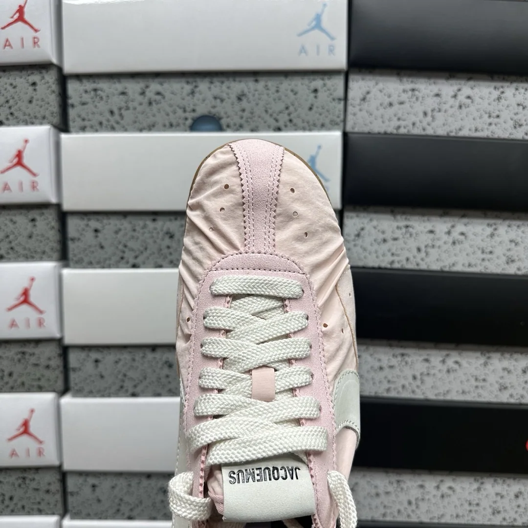 나이키 [GOD] HV8547-601 201601 Nike Moon Shoe SP Jacquemus Aluminum Pink 상세 이미지 3