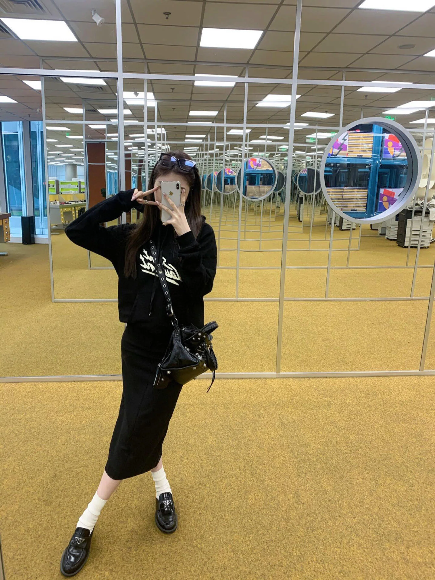 생로랑 로고 프린트 후드 남성 자켓 상세 이미지 23