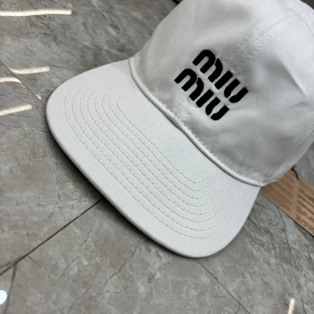미우미우 드로스트링 야구모자 상세 이미지 3