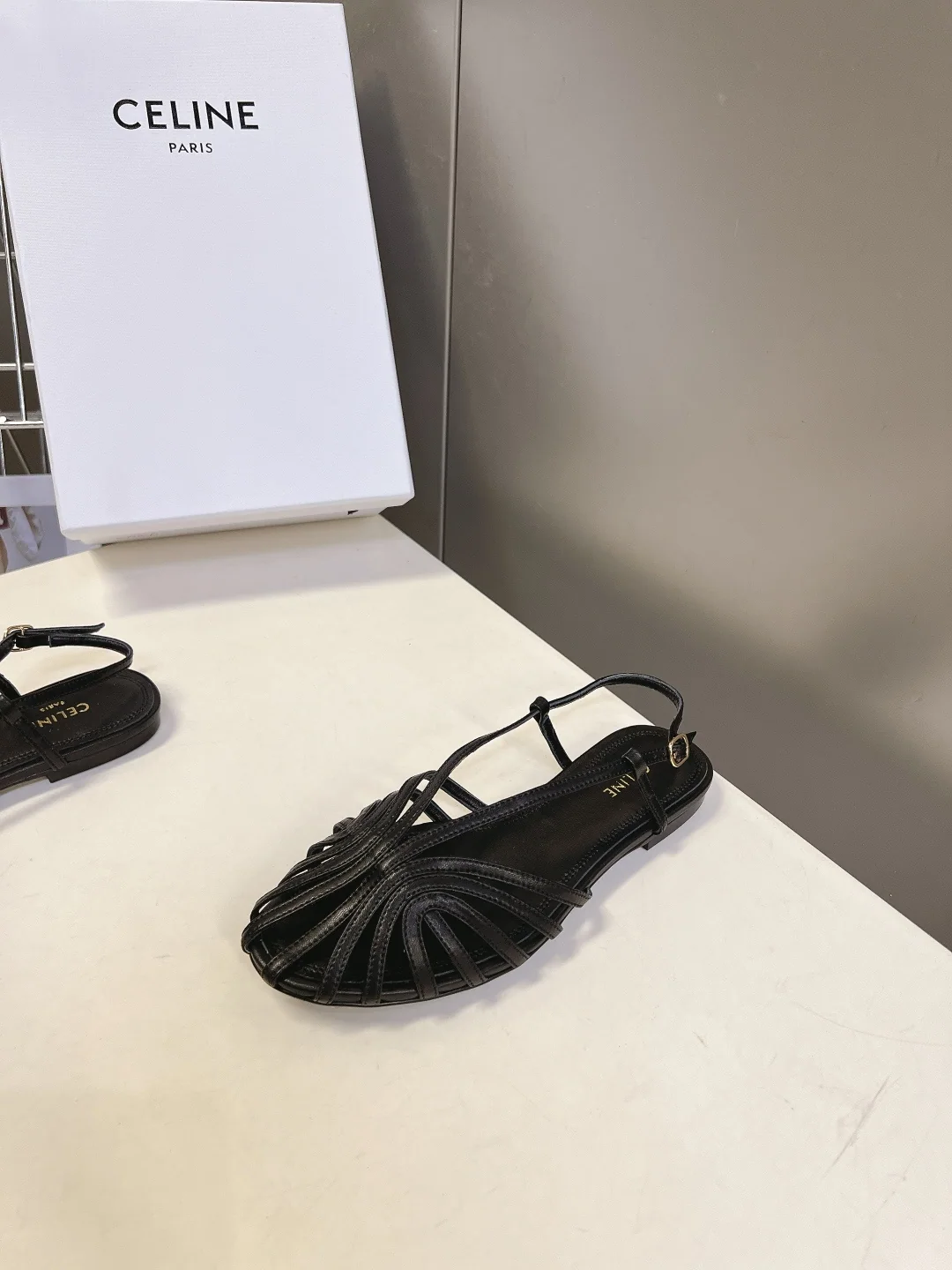 셀린느 피그 케이지 메시 앞코 플랫 상세 이미지 3