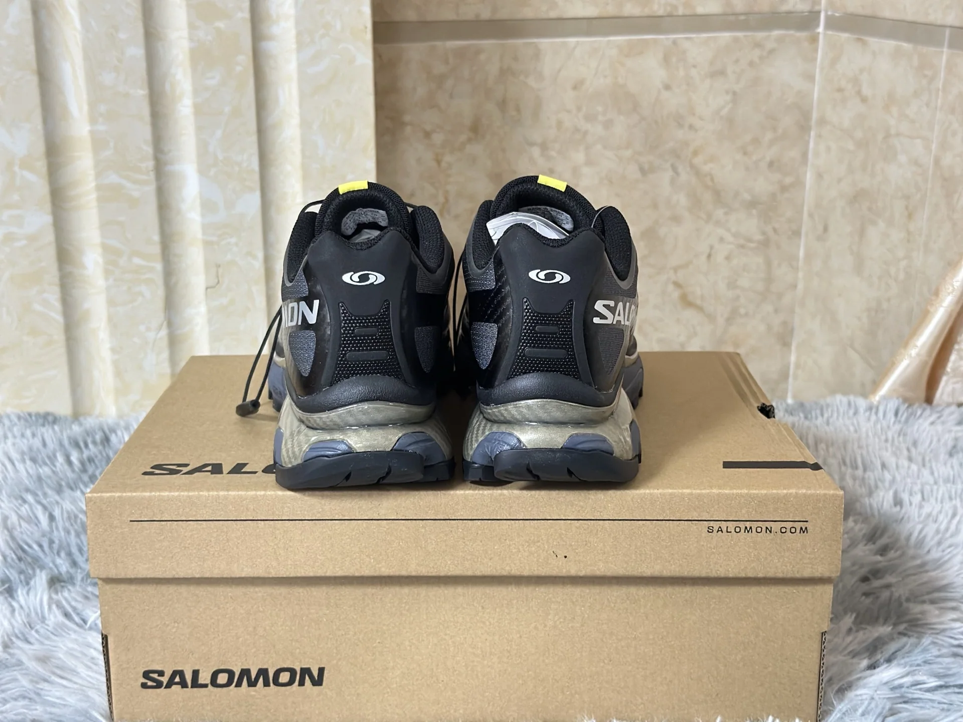 살로몬 XT-4 OG 신발 상세 이미지 2