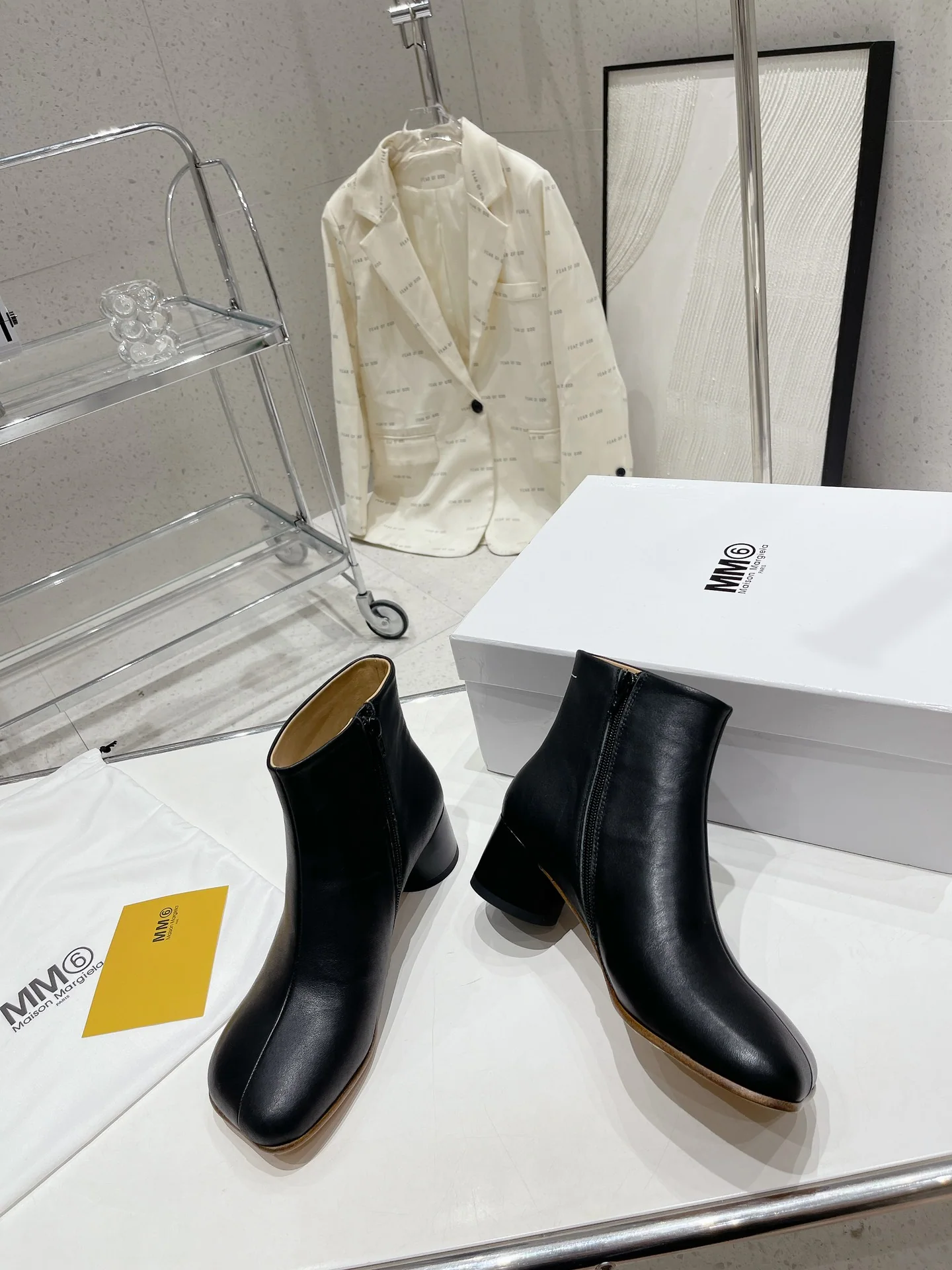 마르지엘라 사각코 앵클 부츠 9210 상세 이미지 4