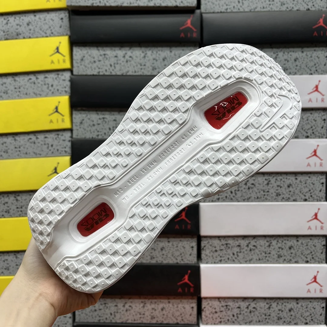 나이키 [CG] 보메로 프리미엄 HQ2050-103 201983 Nike Vomero Premium White Bright Crimson 상세 이미지 9