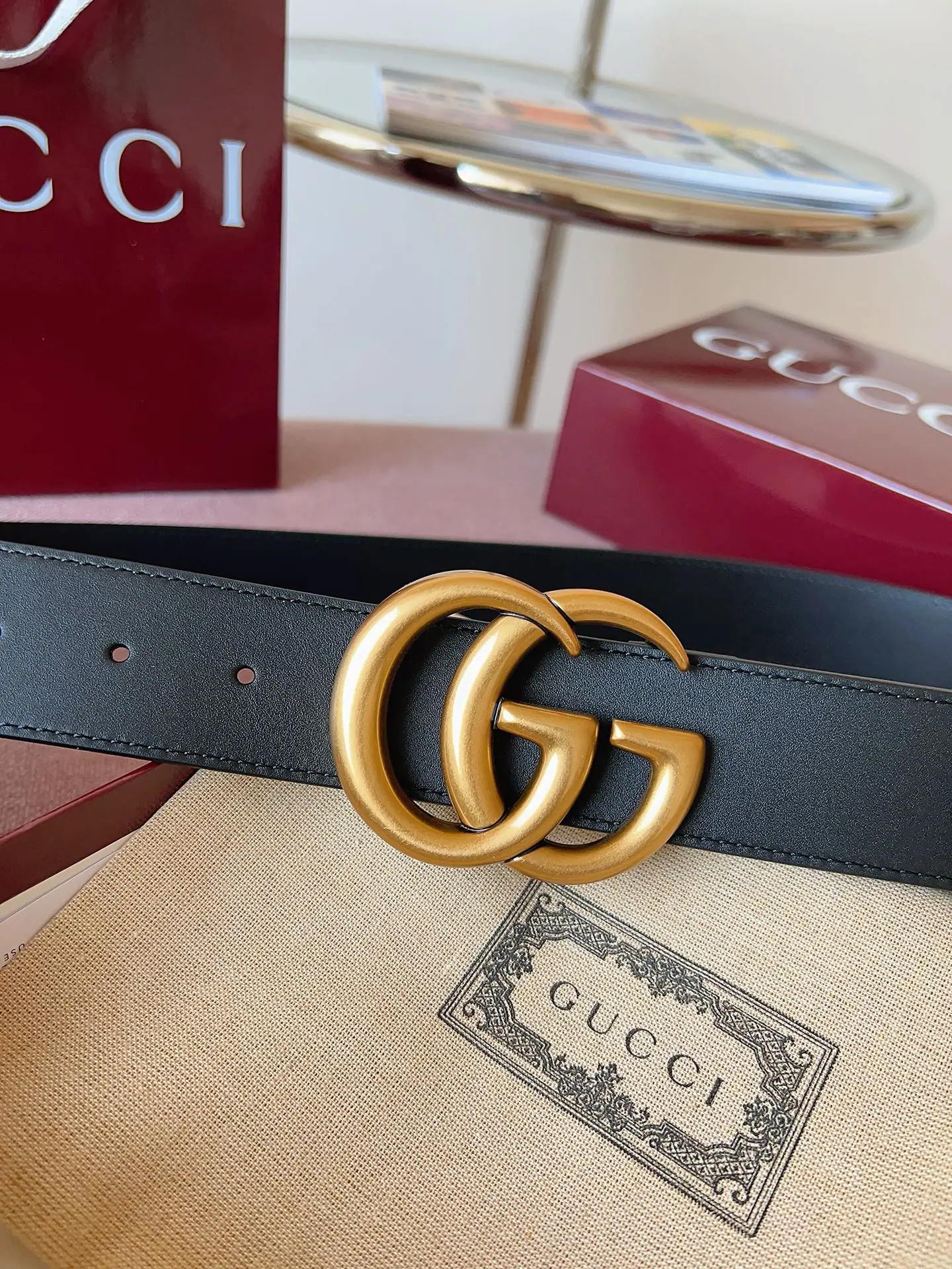 구찌 블랙 천연 가죽 벨트 상세 이미지 4