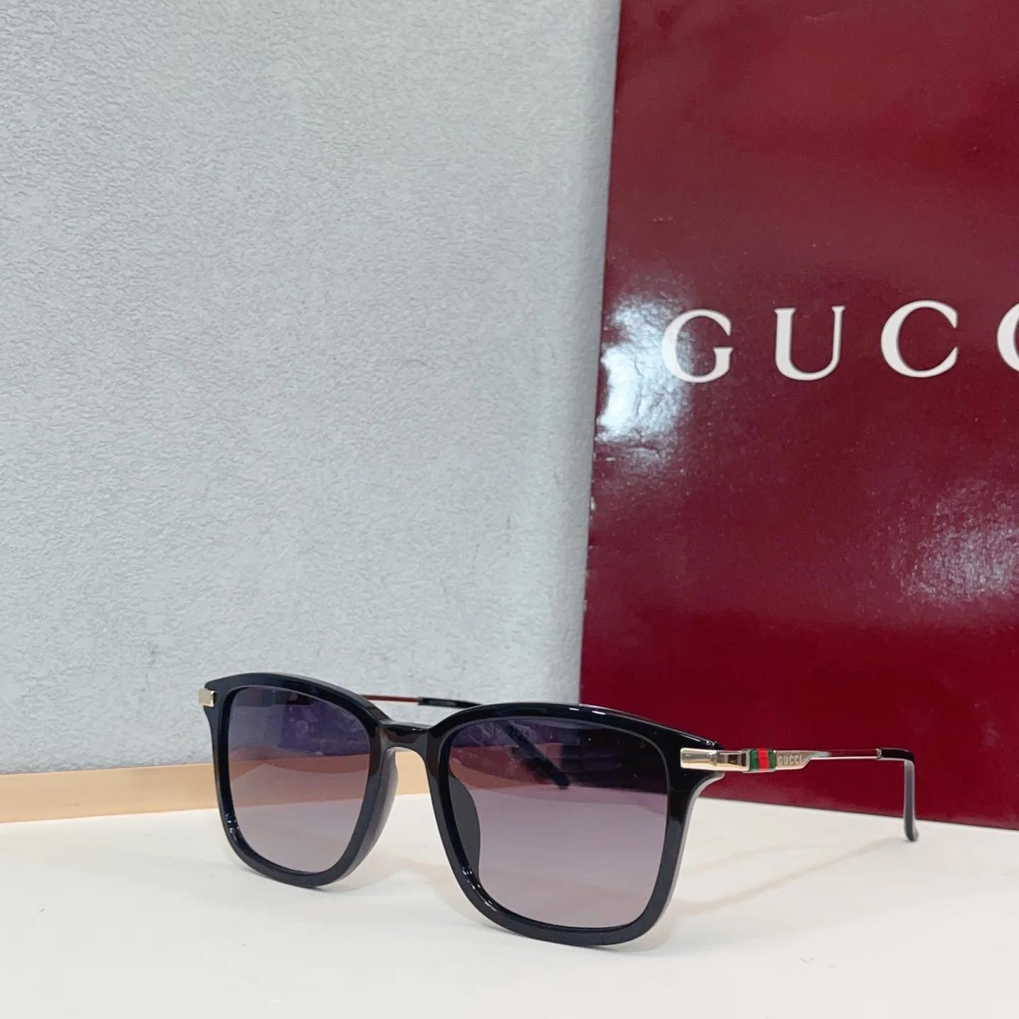 구찌 선글라스 56622 Gucci Sunglasses 상세 이미지 2