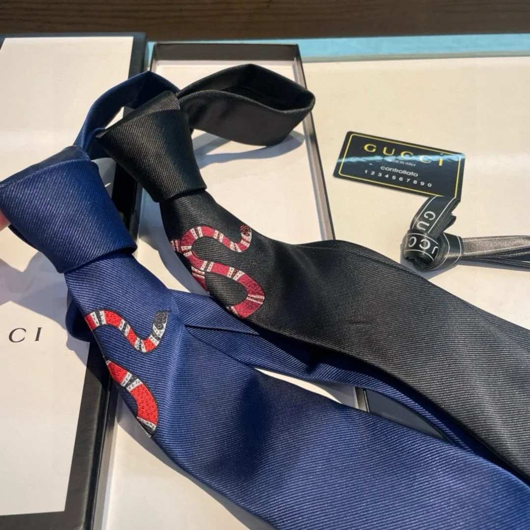 구찌 자카드 실크 남성 넥타이 상세 이미지 2