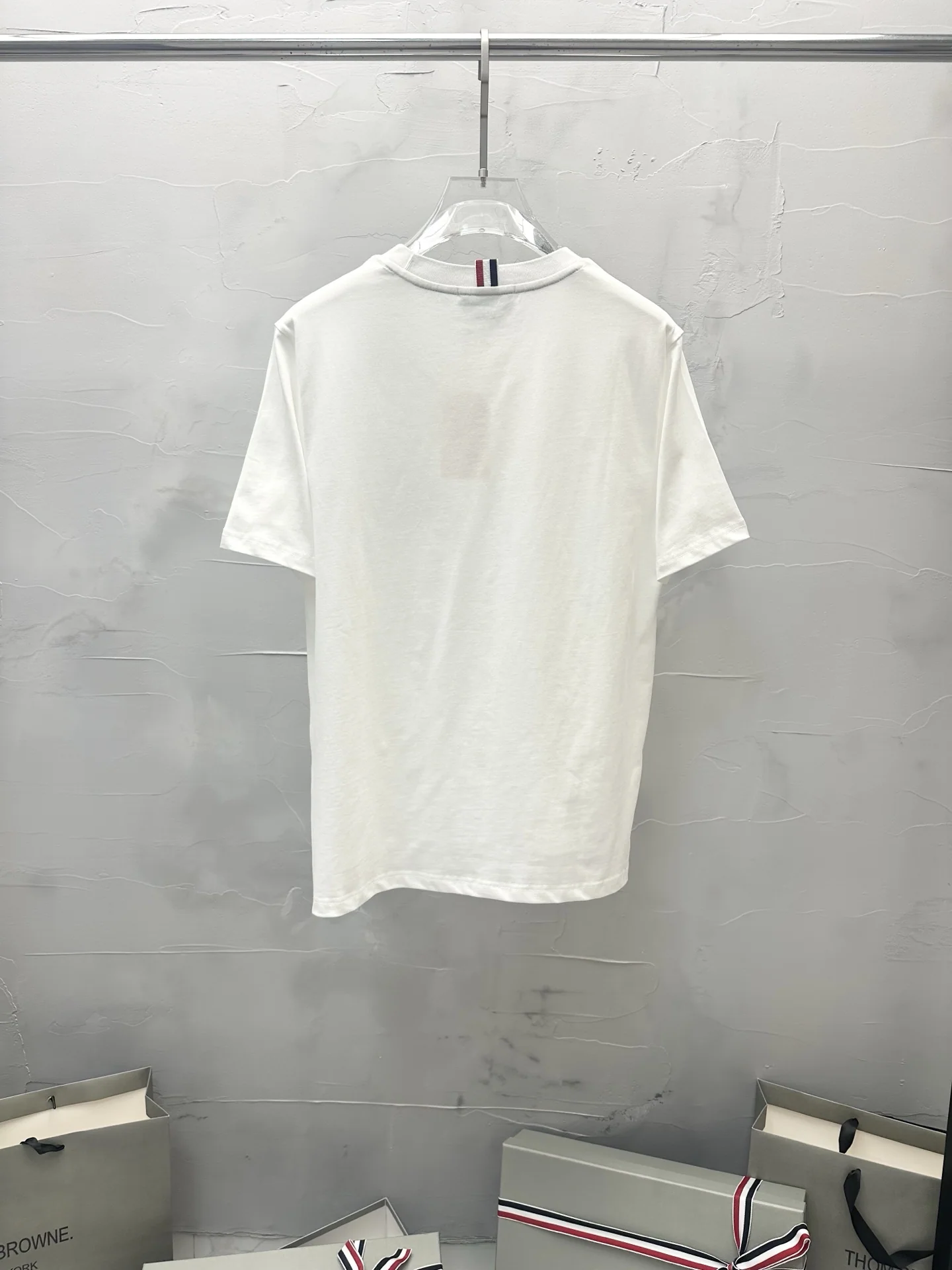 톰브라운 테니스 퍼피 크루넥 반팔 티셔츠 상세 이미지 9