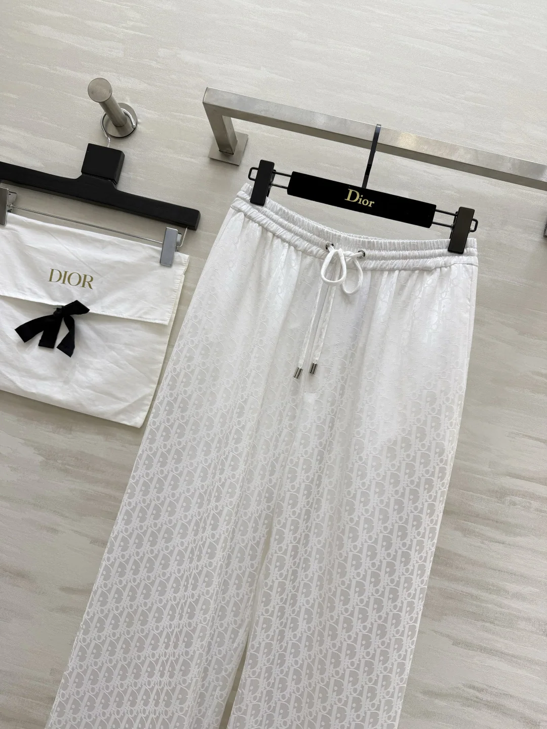 디올 아세테이트 와이드 레그 여성 바지 상세 이미지 7