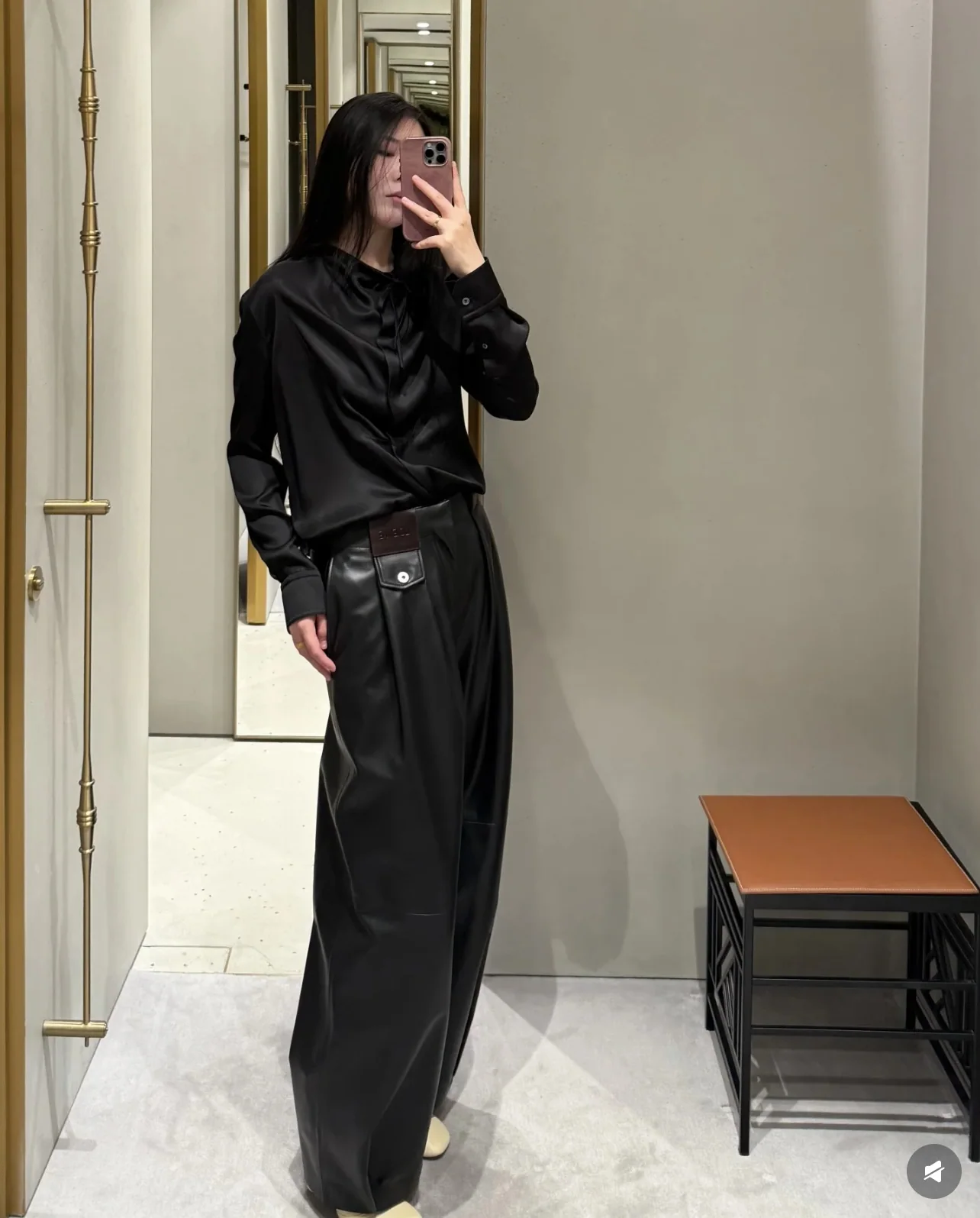 로에베 플리츠 와이드 가죽 바지 26 SS 상세 이미지 1