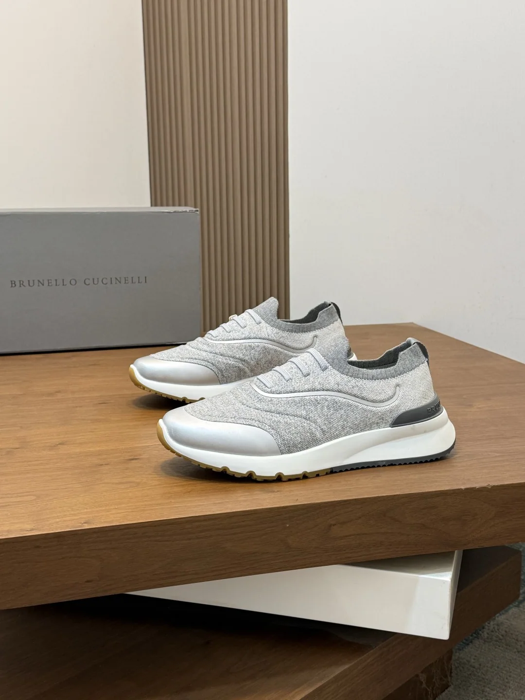 브루넬로쿠치넬리 남성 신발 상세 이미지 3