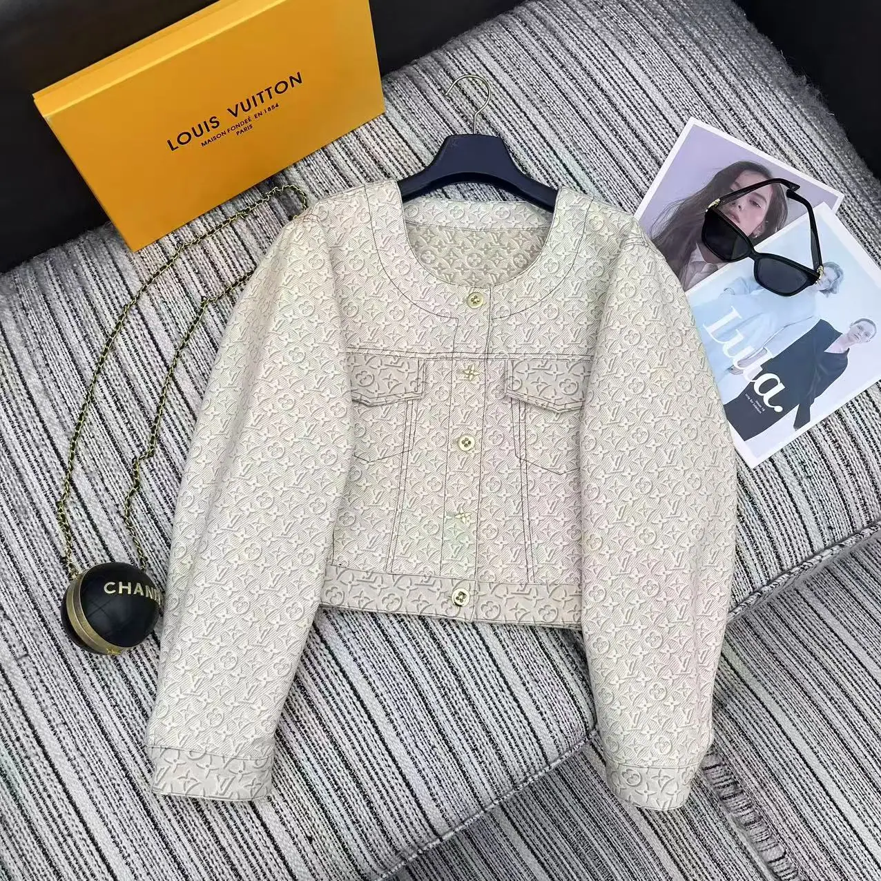 루이비통 3D 모노그램 데님 숏 자켓 상세 이미지 2