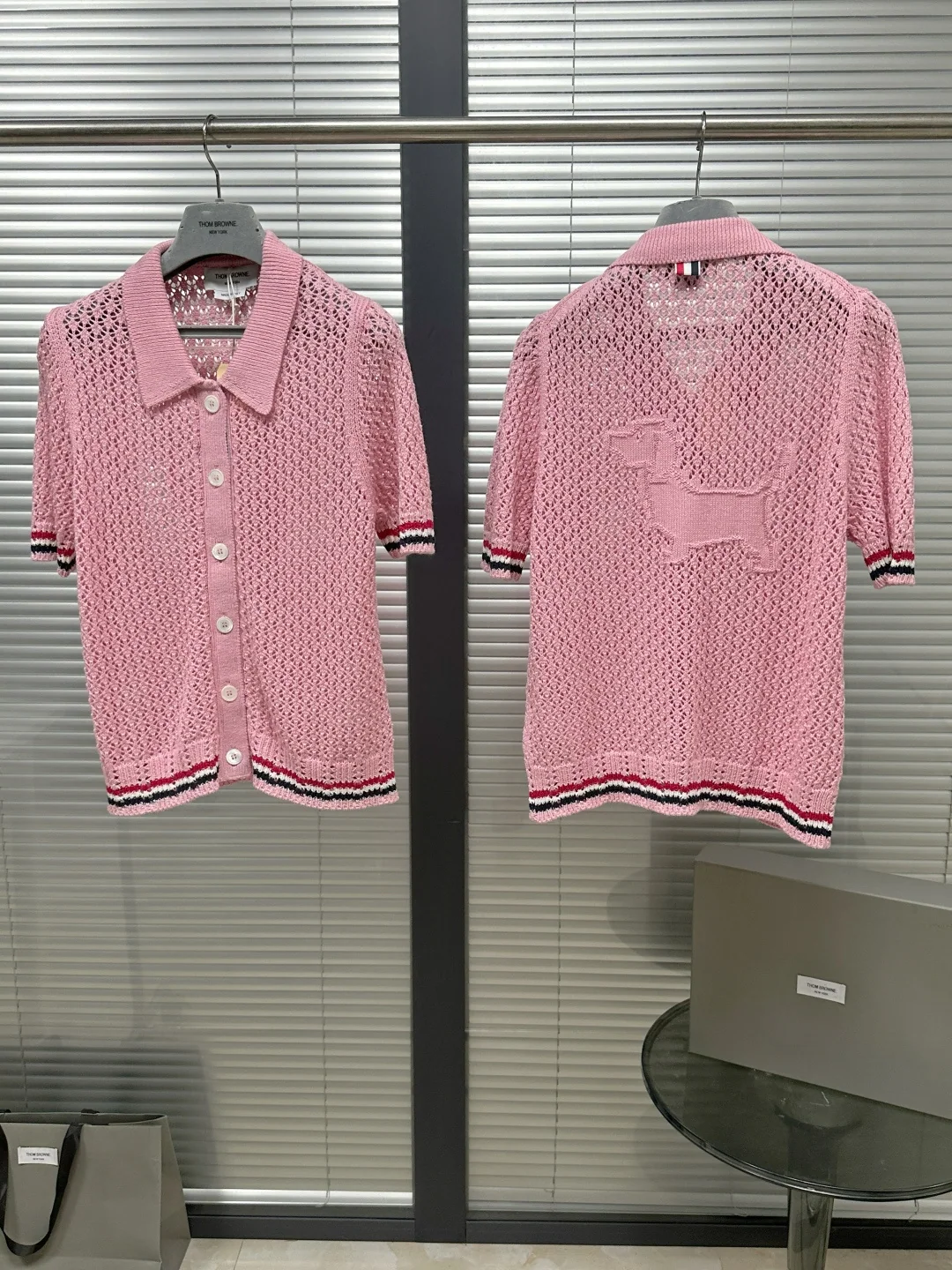 톰브라운 메시 파피 크루넥 반팔 티셔츠 상세 이미지 2
