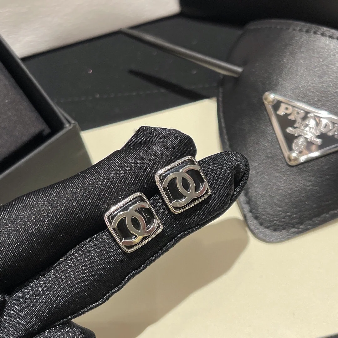 프라다 귀걸이 71505 Prada Earrings 상세 이미지 4