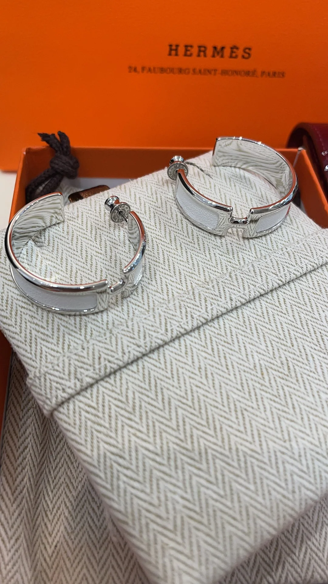 에르메스 귀걸이 69960 Hermes Earrings 상세 이미지 2
