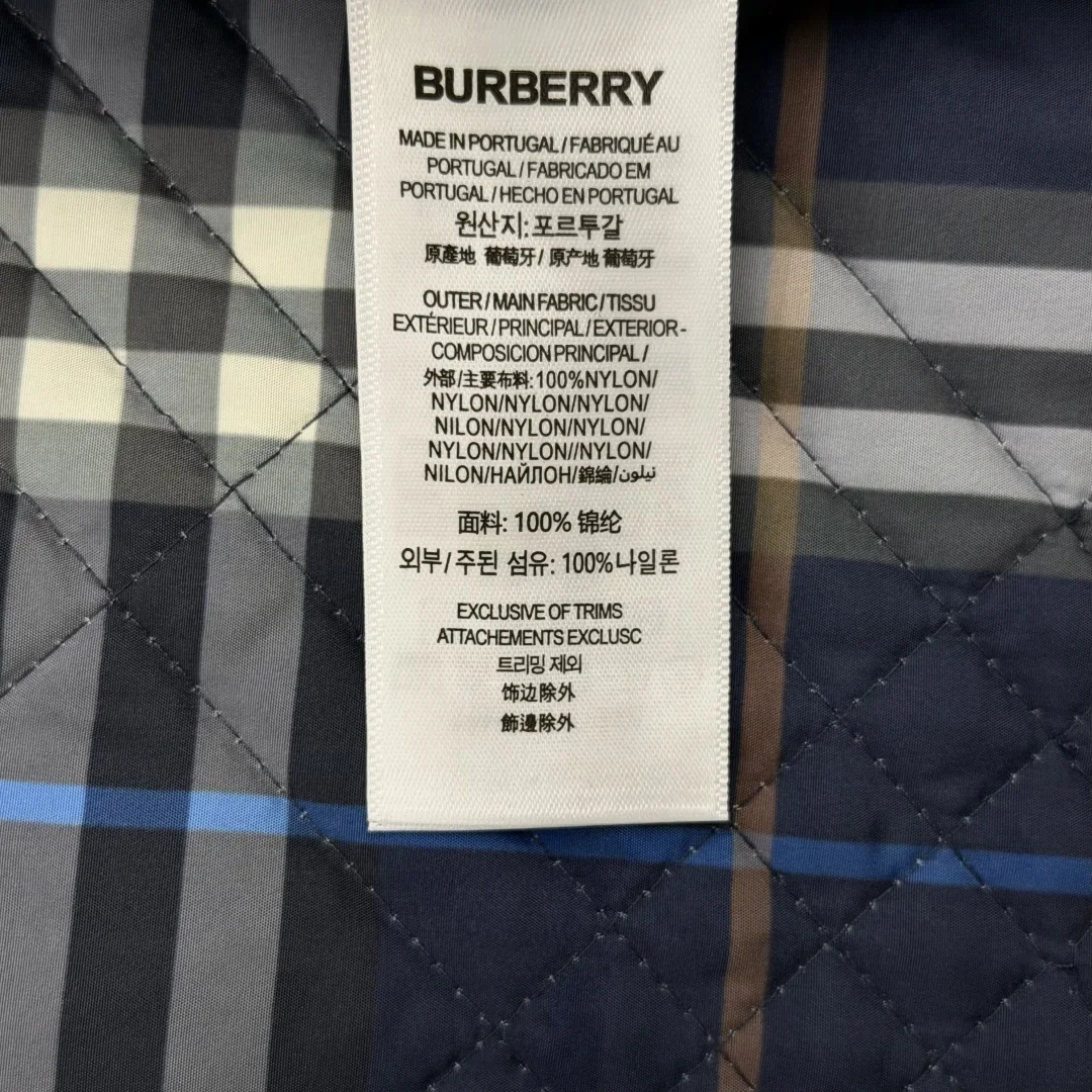 버버리 미니 체크 퀼팅 경량 자켓 상세 이미지 9