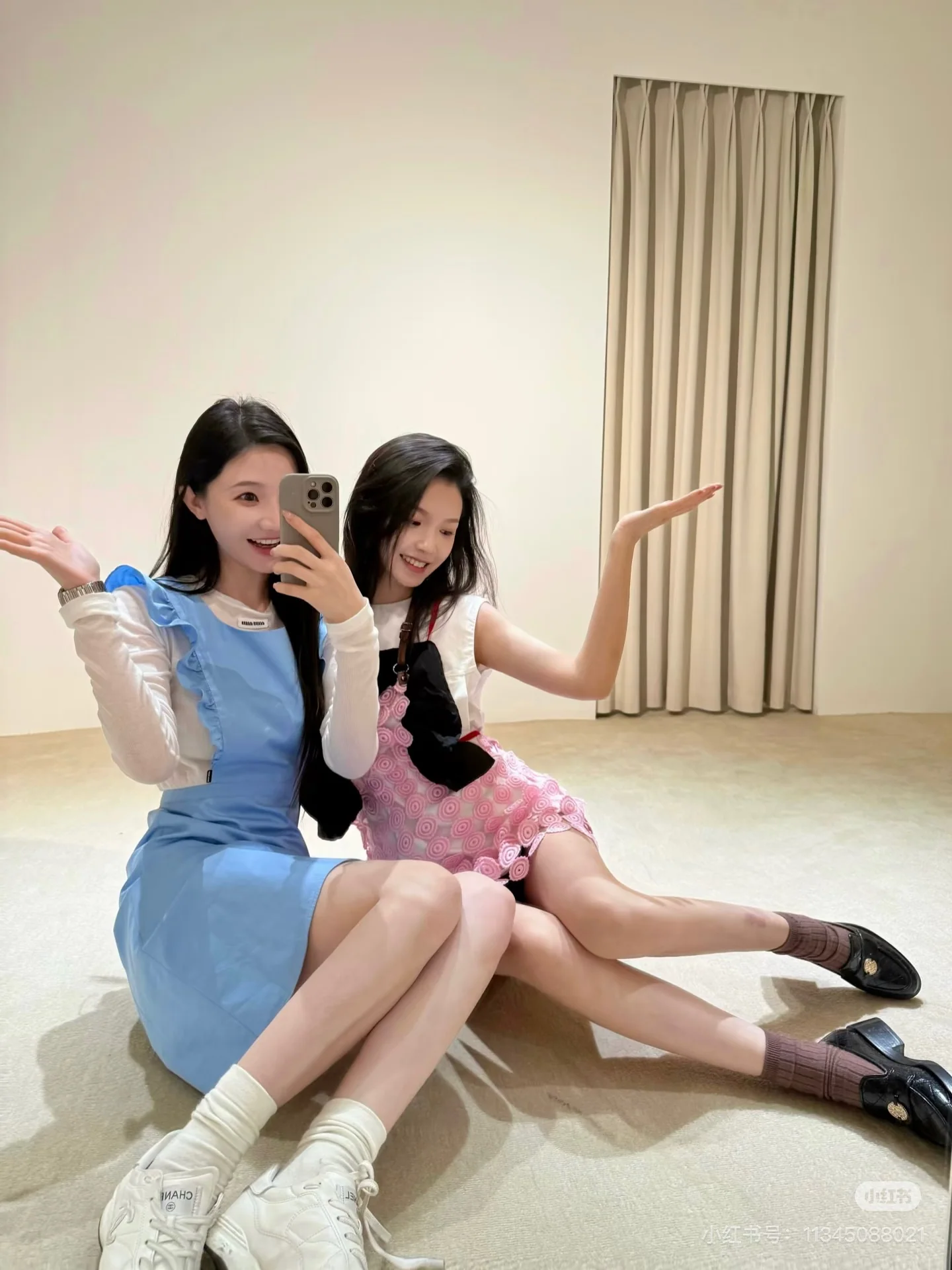 미우미우 프릴 민소매 A라인 원피스 상세 이미지 9