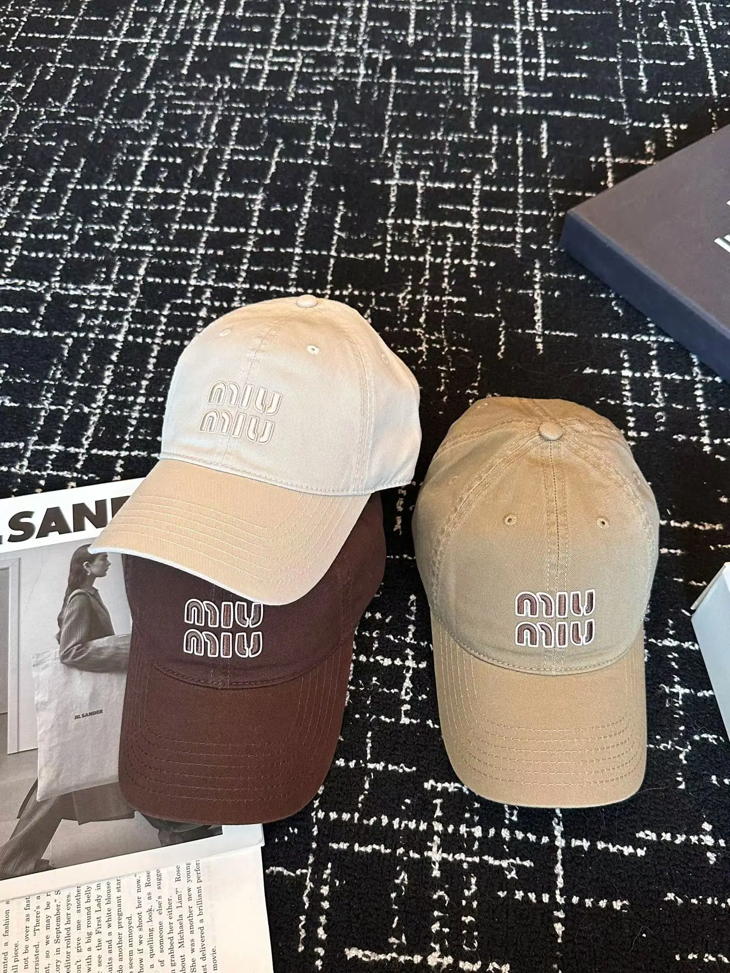 미우미우 모자 80809 Miu Miu Cap 상세 이미지 3